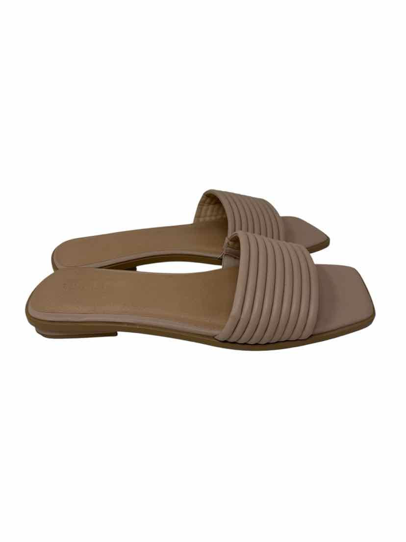 Shoe Size 13 Torrid Tan Sandals
