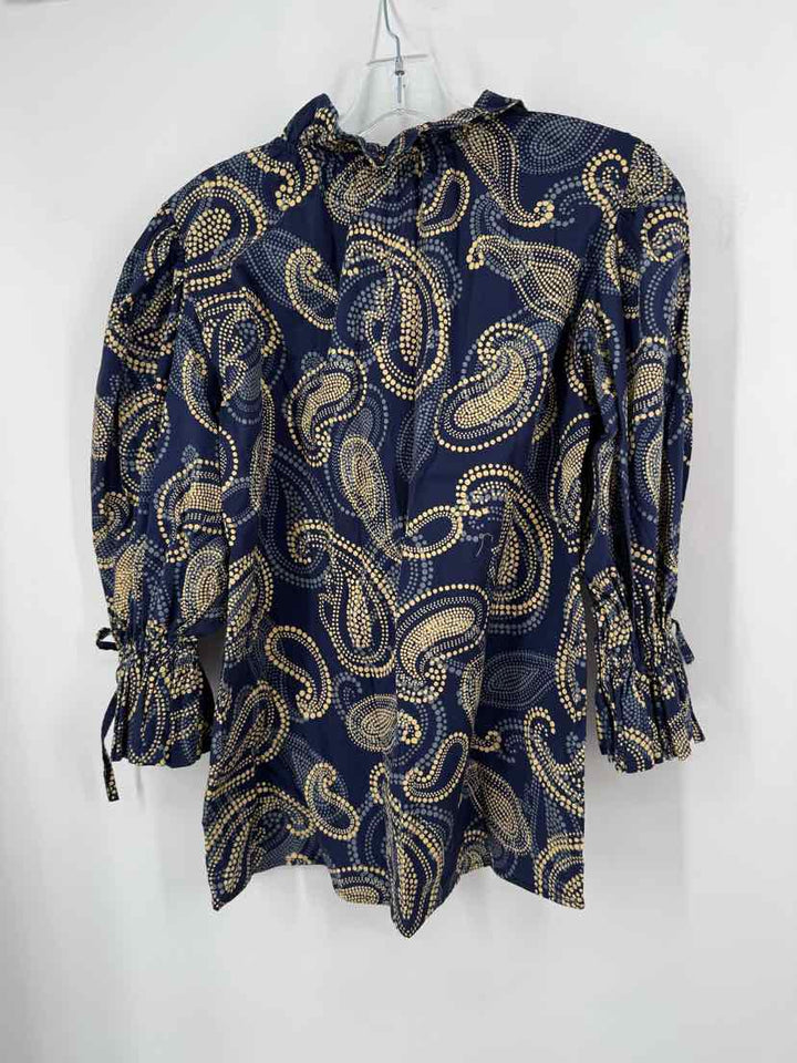 Size M Navy Shirt