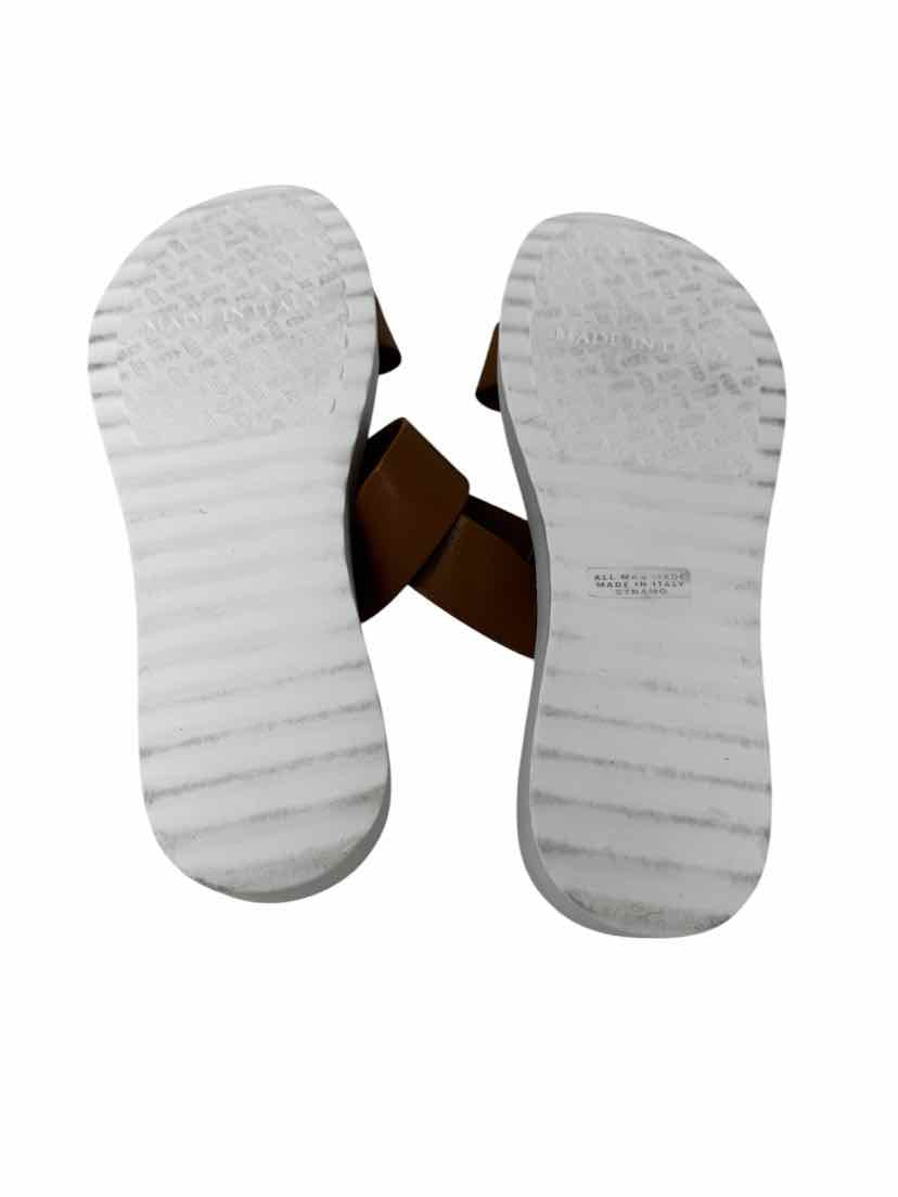 Shoe Size 8.5 ITALIAN SHOEMAKERS Camel Sandals