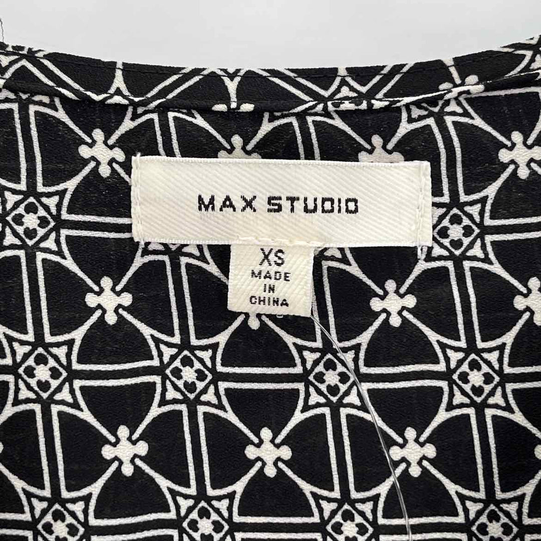 Size XS MAX STUDIO Black/White Shirt