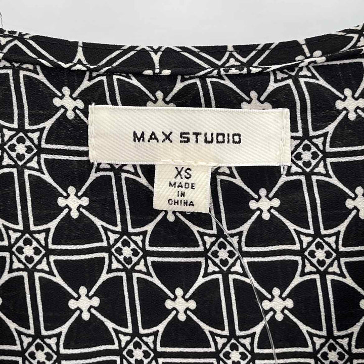 Size XS MAX STUDIO Black/White Shirt