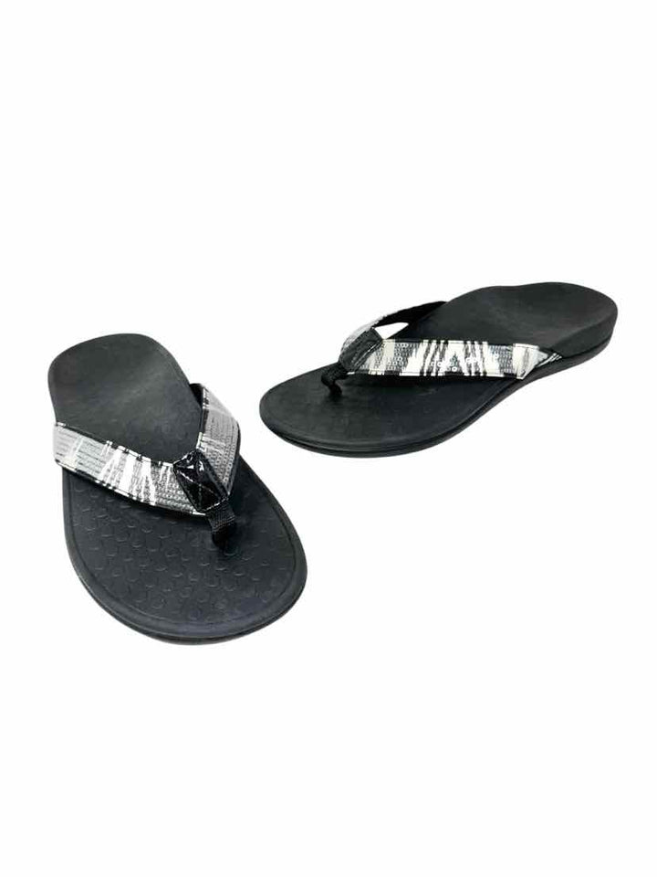 Shoe Size 9 VIONIC Black Sandals