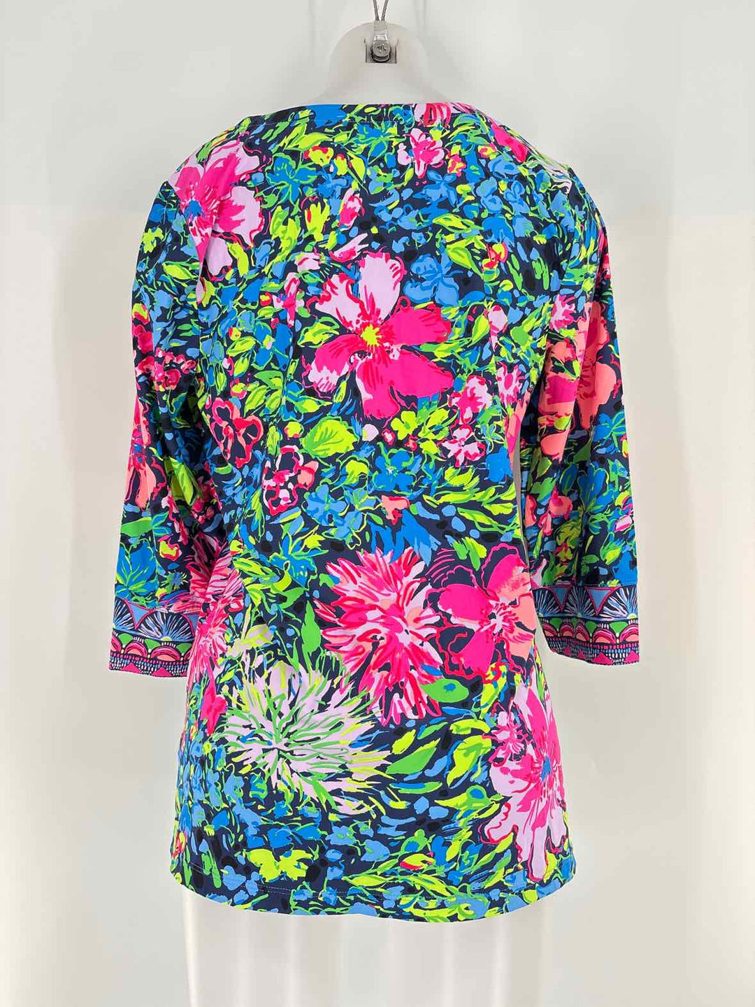 Size L Lilly Pulitzer Multi-Color Shirt