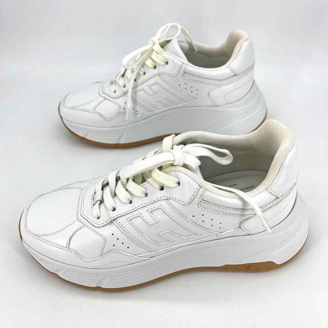 Shoe Size 35.5 White Leather Sneakers