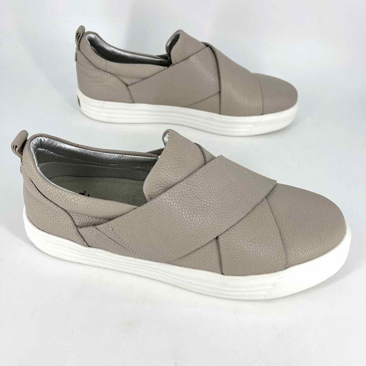 Shoe Size 9.5 Taupe Sneakers