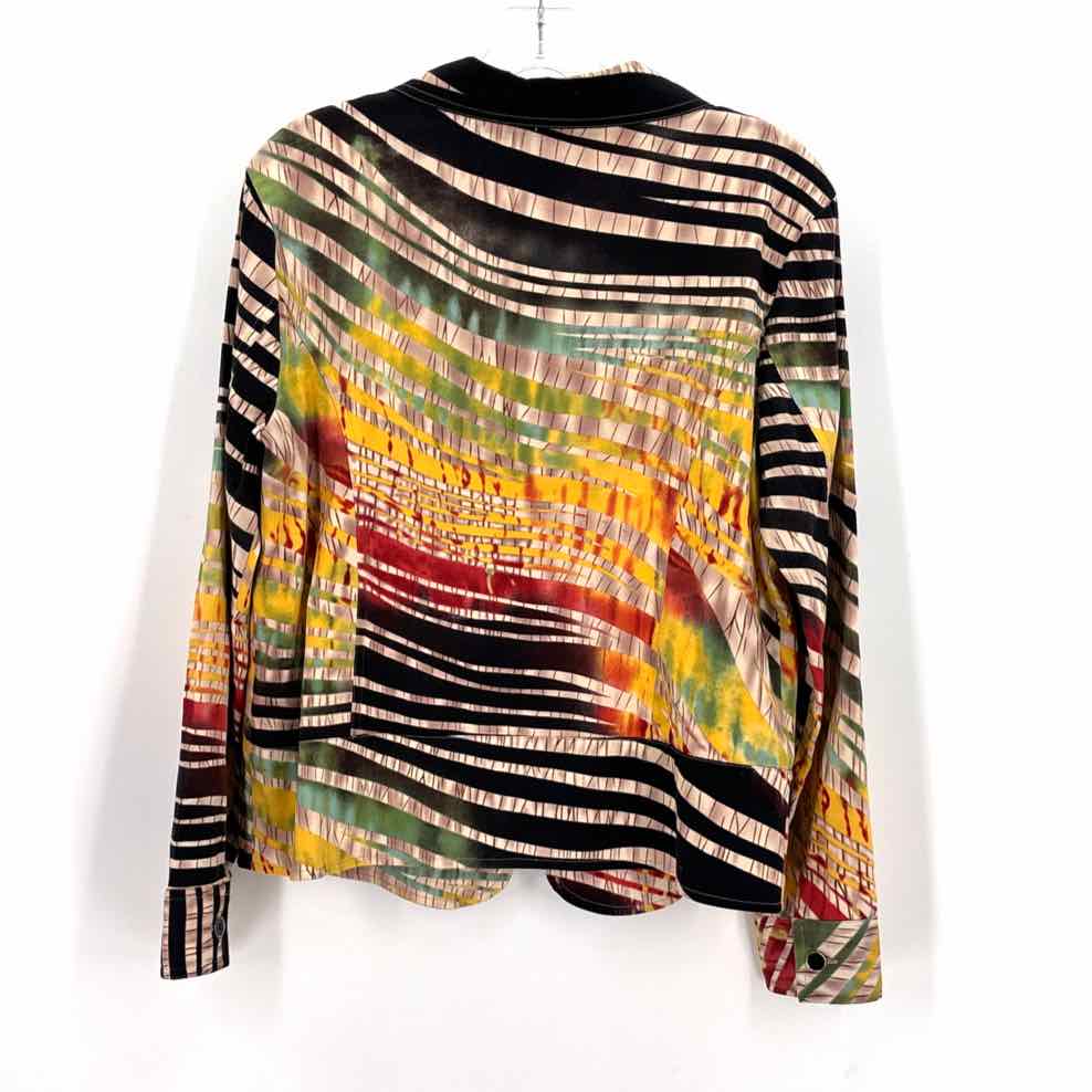 Size M Multi-Color Jacket