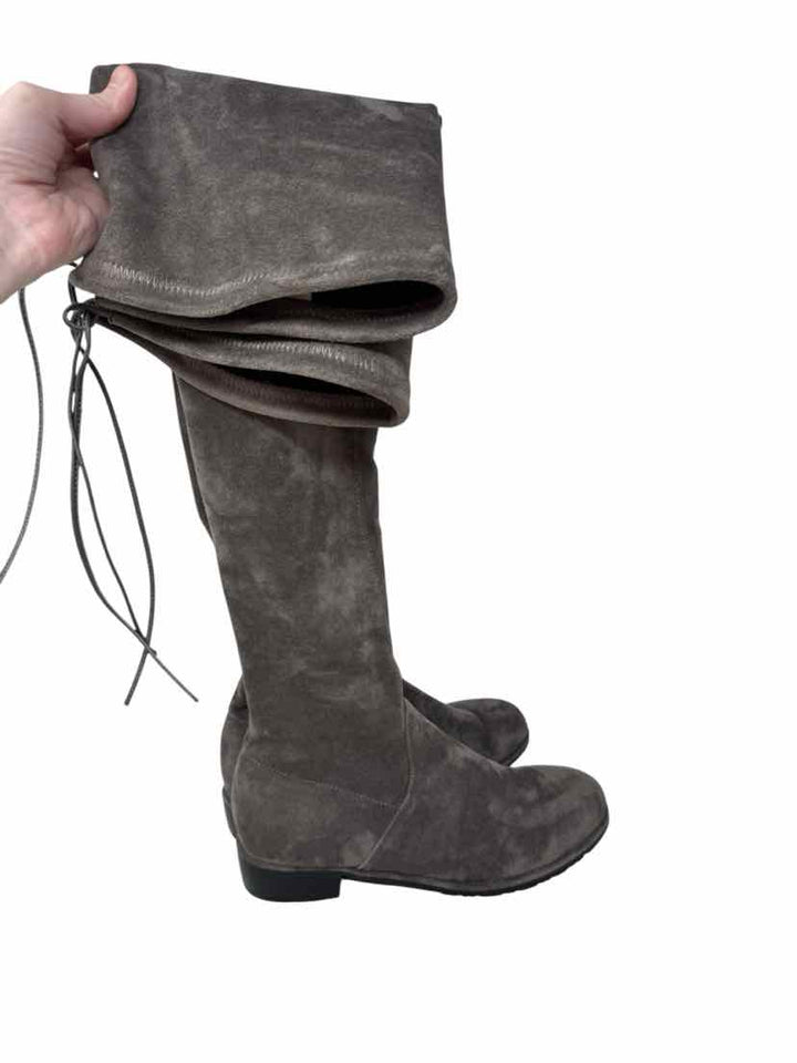 Shoe Size 8 Gray Boots