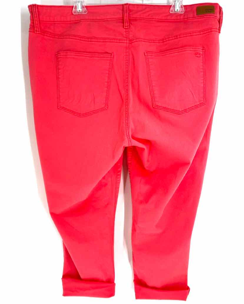 Size 16 CROWN & IVY Coral Pants