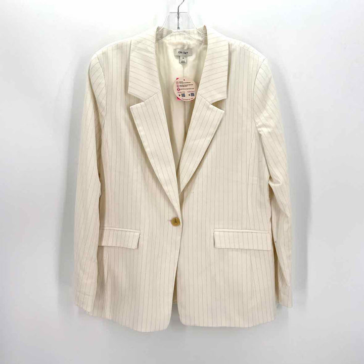 Size 14 ON 34TH Cream Blazer