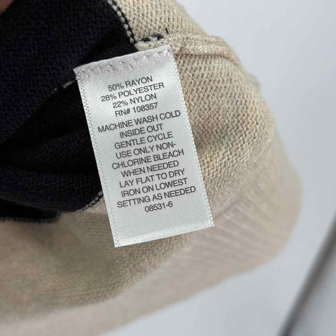 Size L LIZ CLAIBORNE Tan Sweater