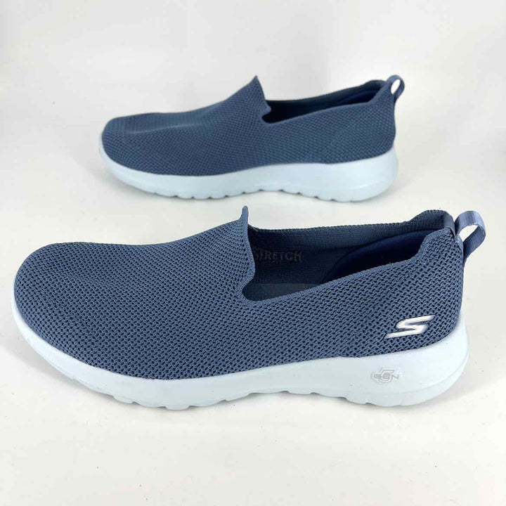 Shoe Size 8.5 Sketchers Blue Knit Sneakers