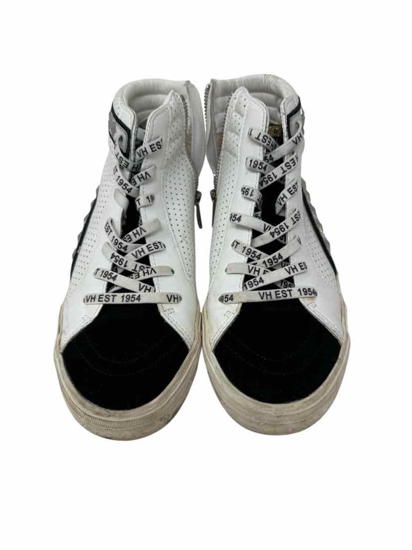 Shoe Size 9 Cream Sneakers