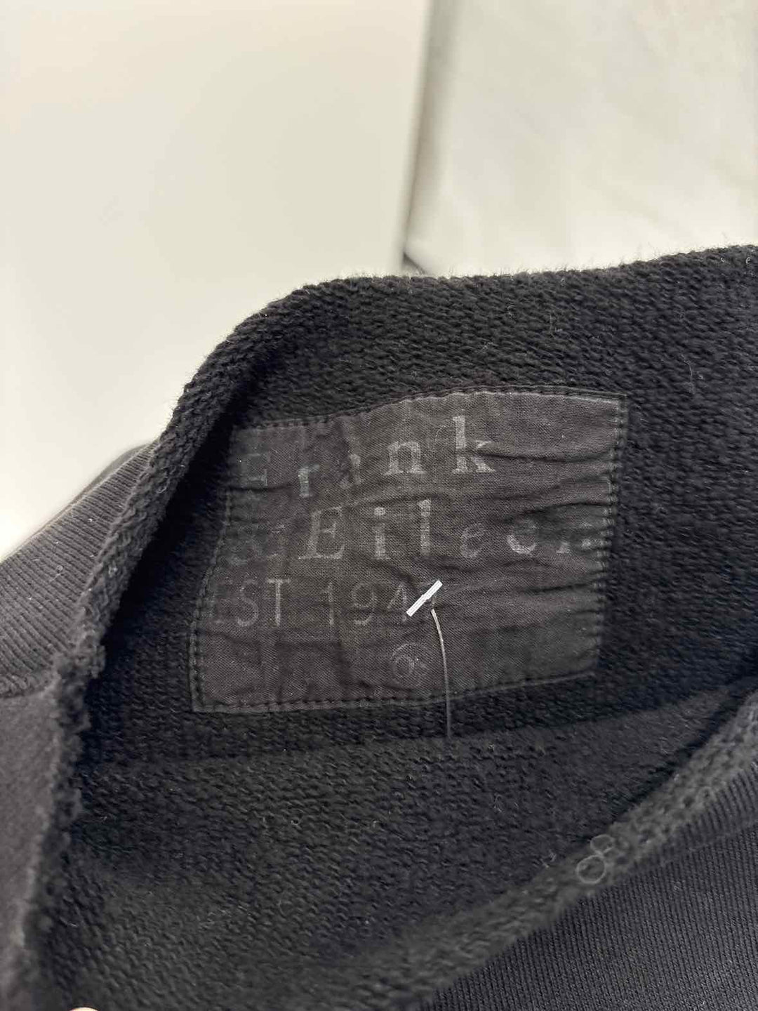 Size One Size FRANK & EILEEN Black Sweater
