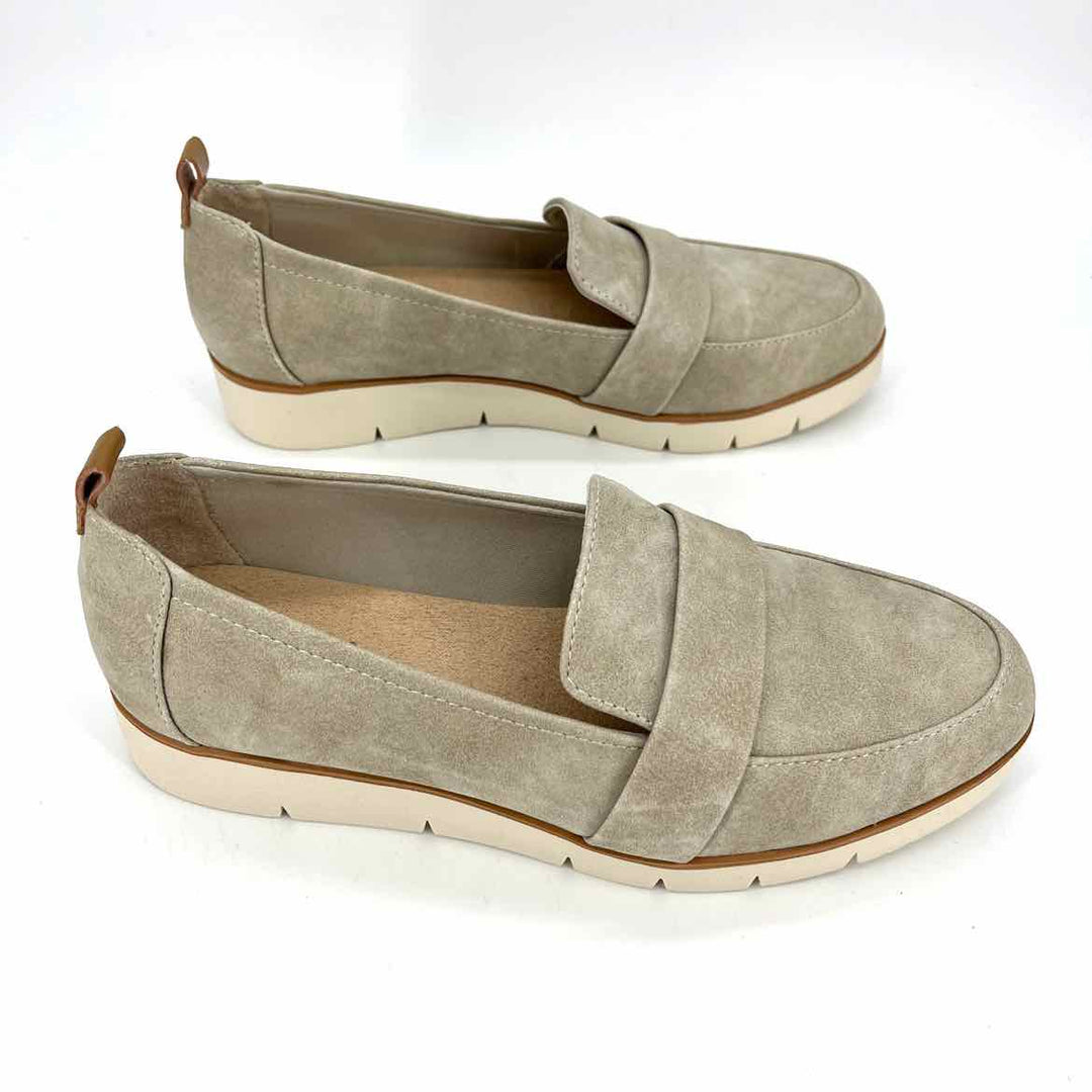 Shoe Size 6 dr scholls Taupe Faux Leather Loafers