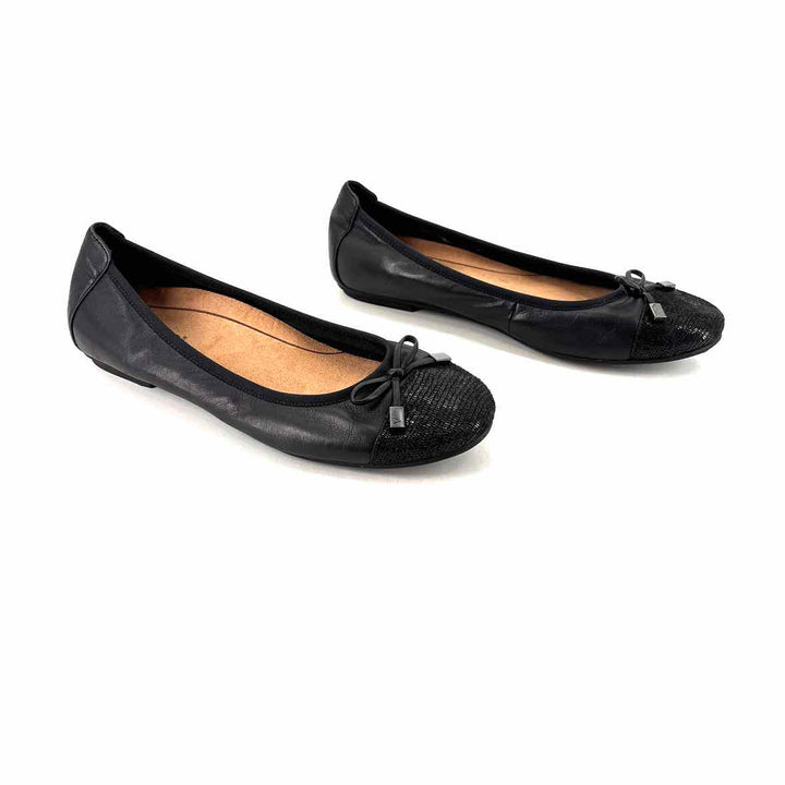 Shoe Size 8.5 VIONIC Black Leather Flats
