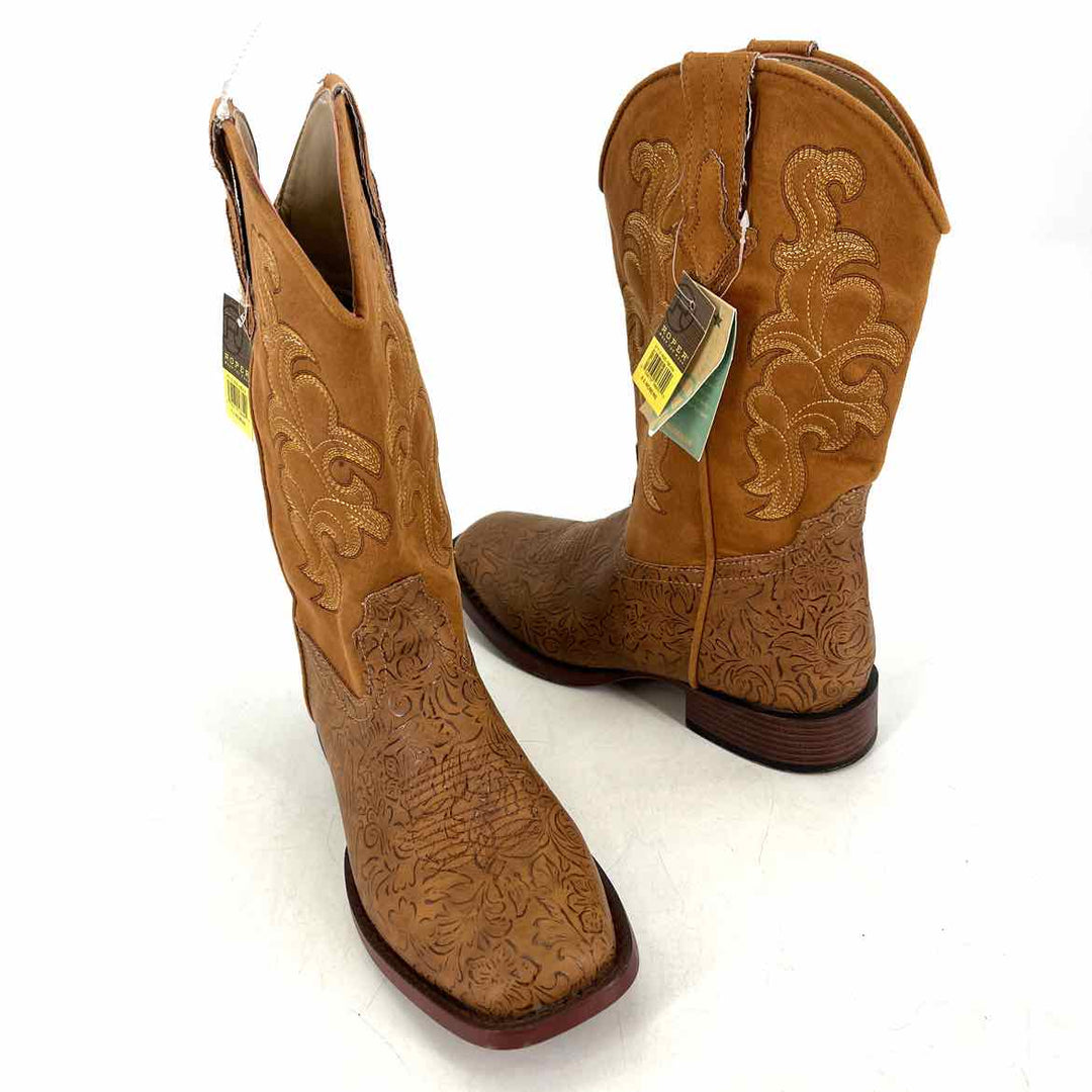 Shoe Size 8.5 Camel Leather Boots