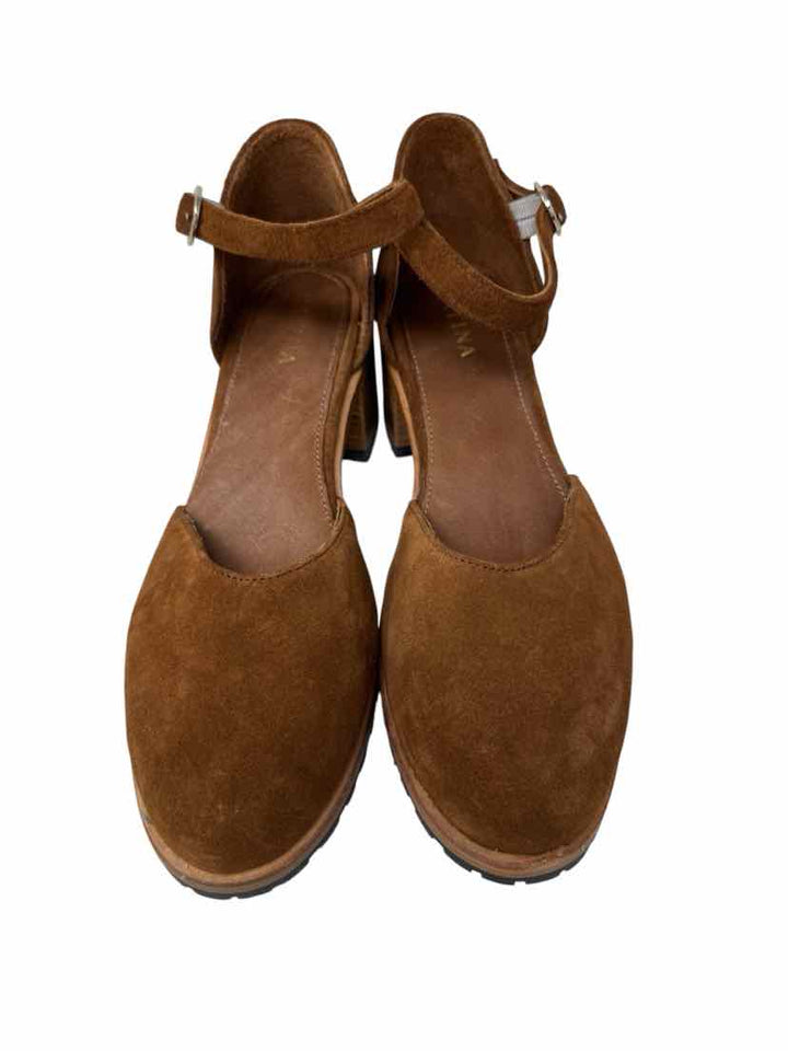 Shoe Size 9.5 Brown Suede Pumps