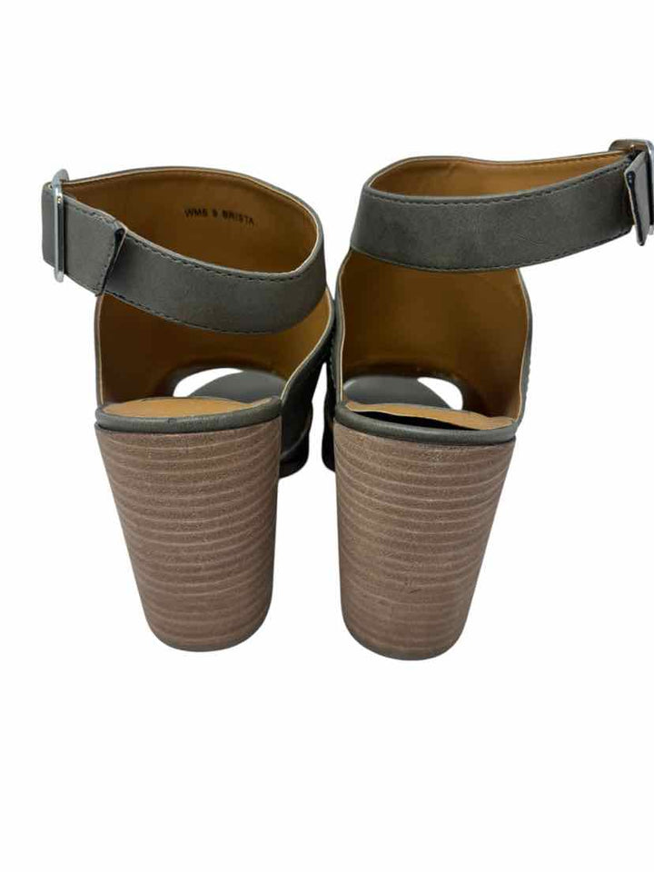 Shoe Size 9 Dolce Vita Olive Sandals
