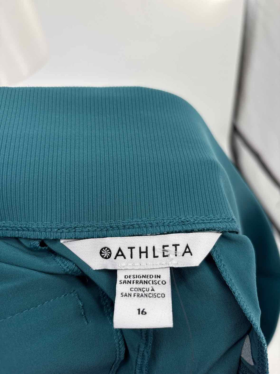 Size 16 Athleta Green Shorts
