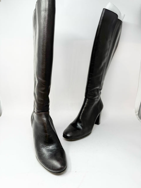 Shoe Size 7.5 Brown Boots