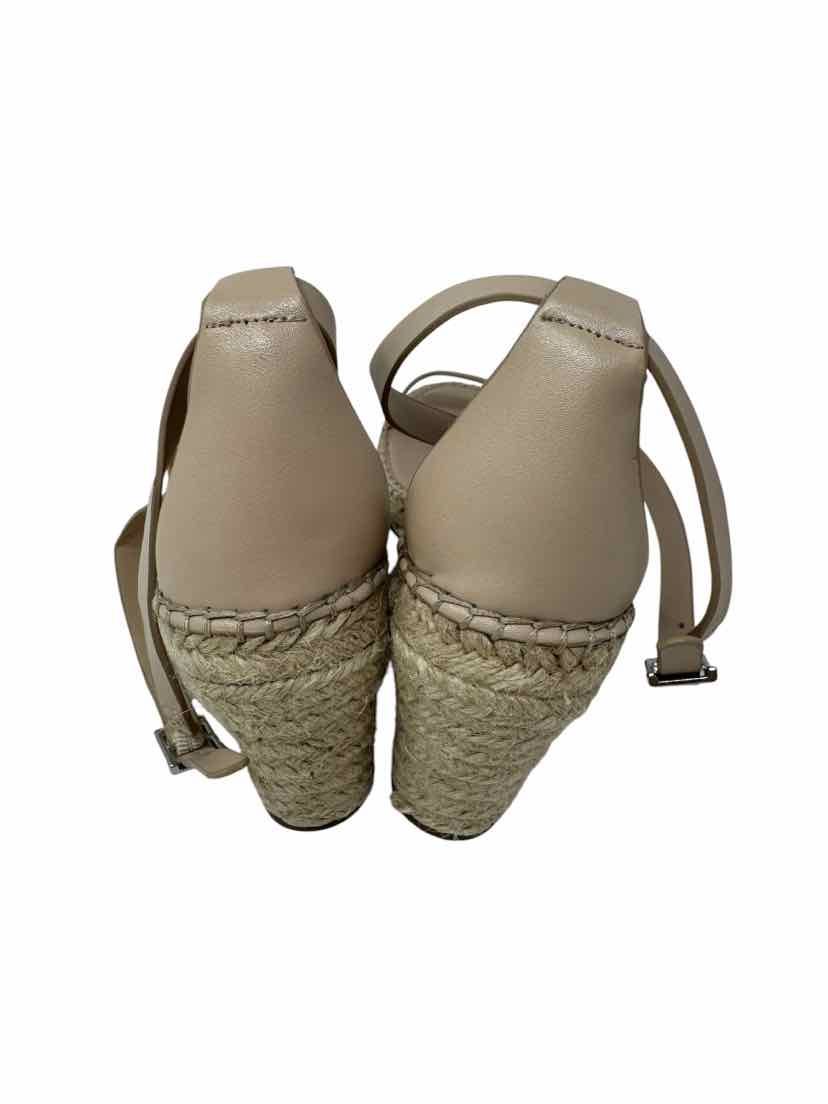 Shoe Size 10 CHARLES DAVID Tan Sandals