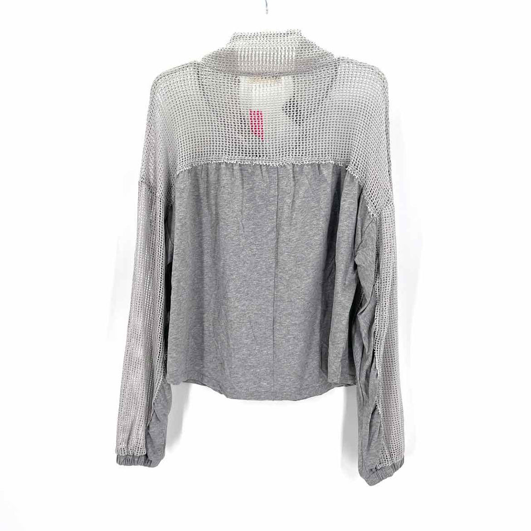 Size L Gray Shirt
