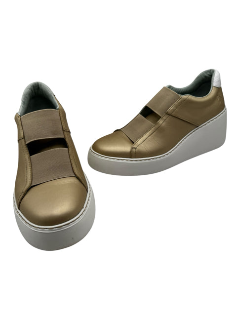 Shoe Size 38 FLY LONDON Gold Leather Sneakers