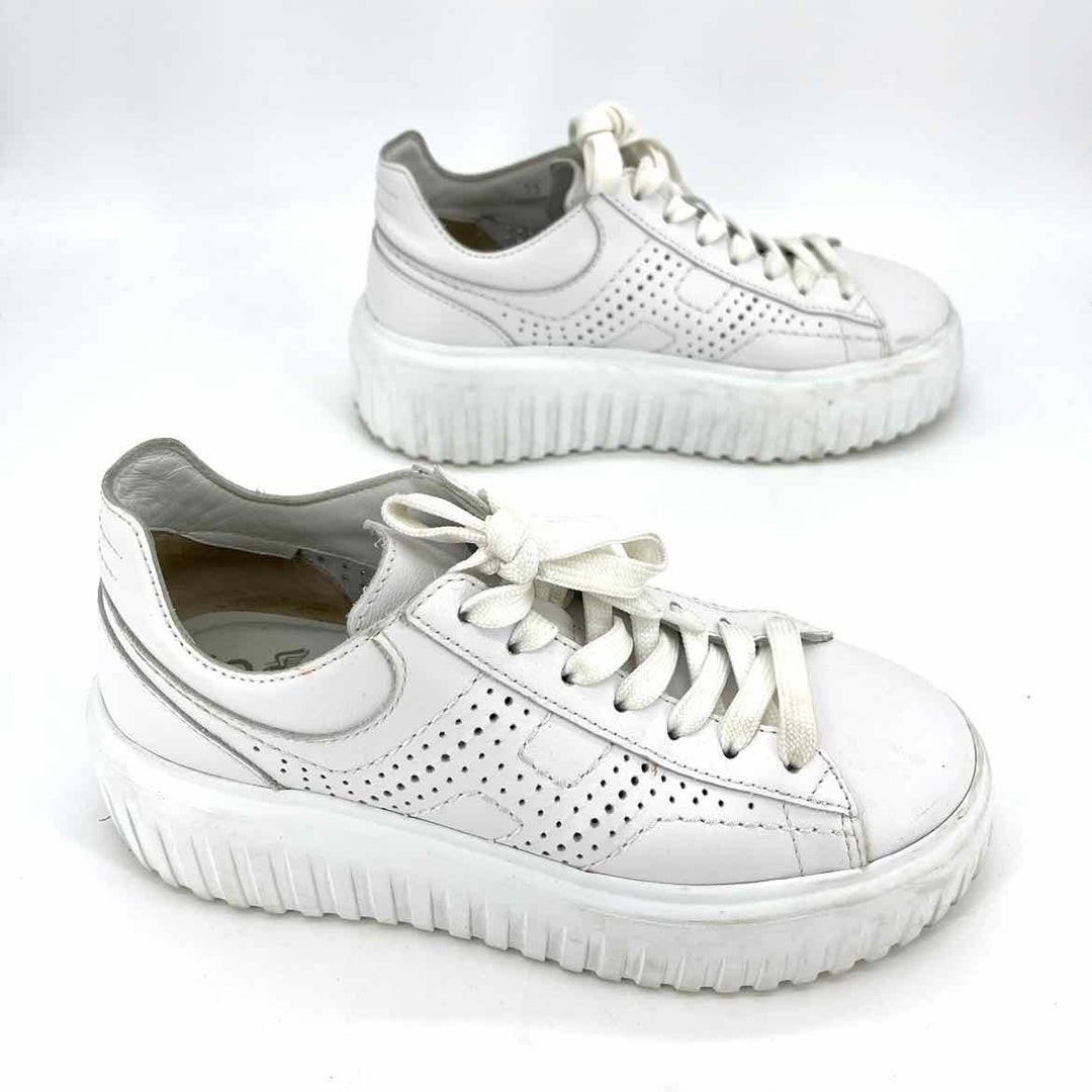 Shoe Size 35 White Leather Sneakers