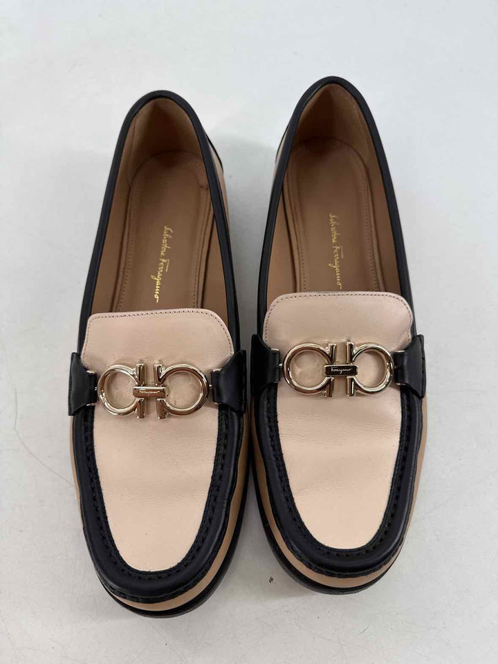 Shoe Size 10 SALVADORE FERRAGAMO Tan Leather Luxury - Flats