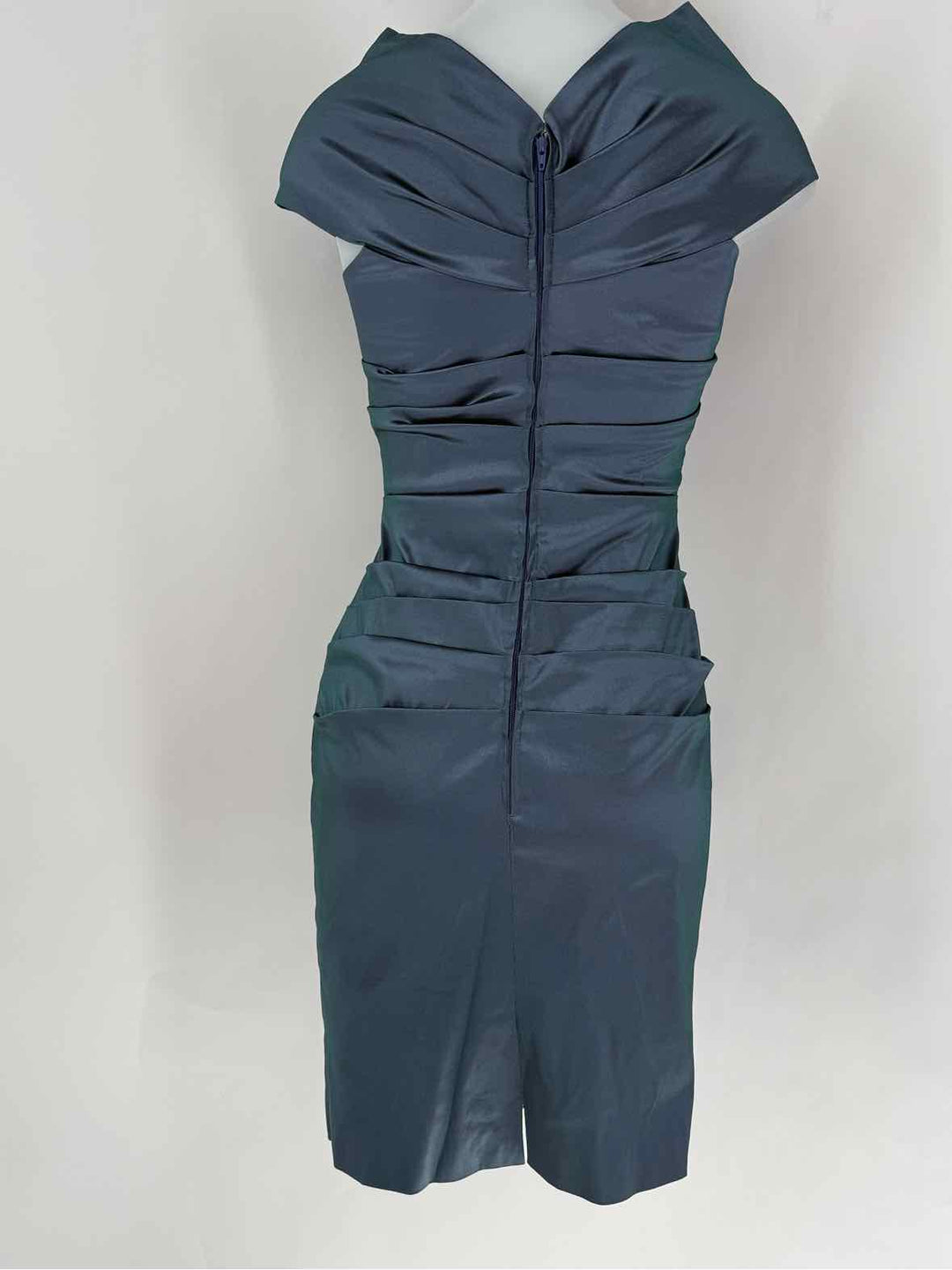 Size 6 TERI JON Blue Sateen PROM
