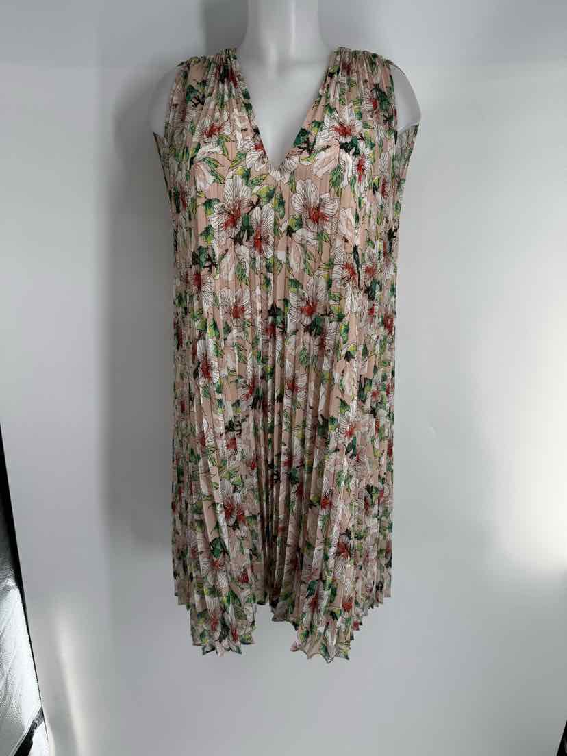 Size M MAX STUDIO Ivory Dress