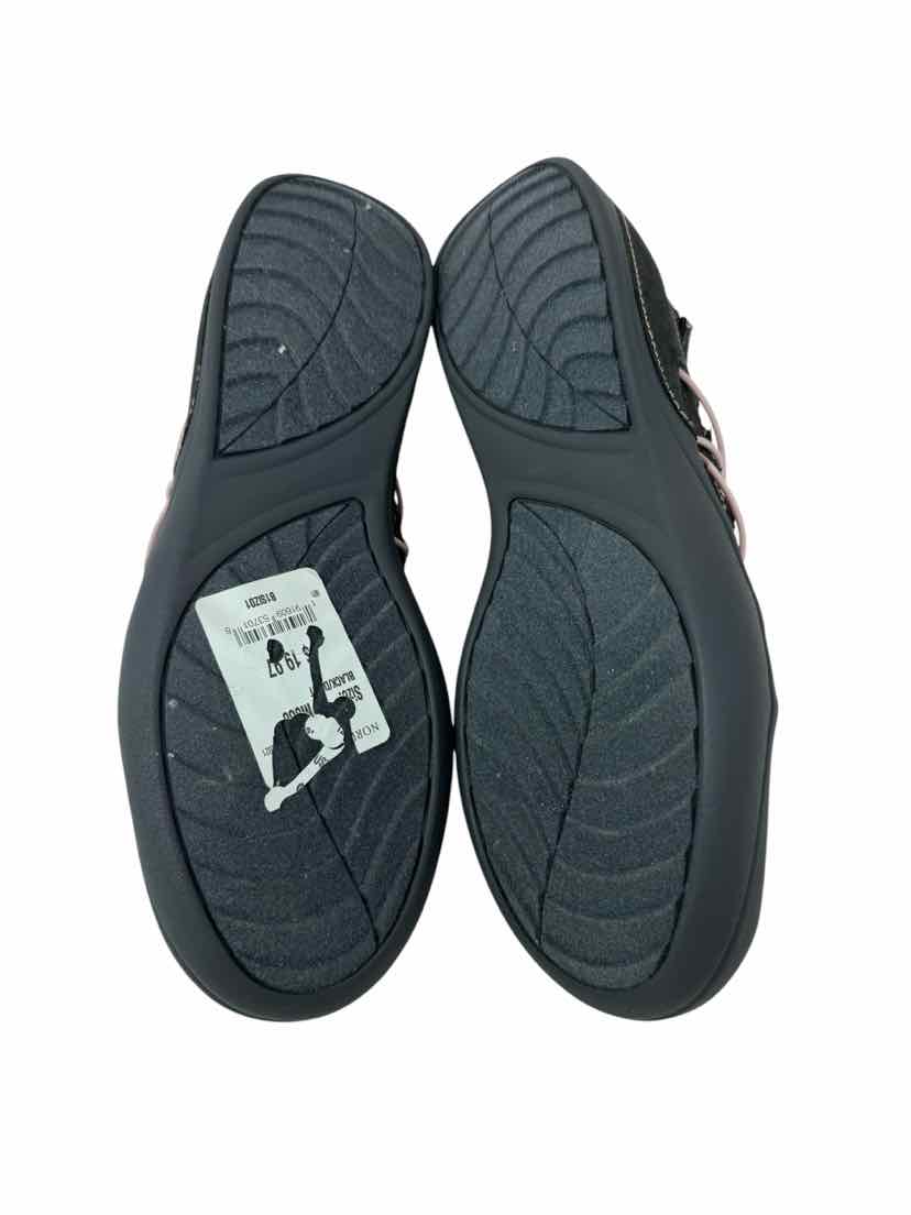 Shoe Size 8 JBU Black Flats