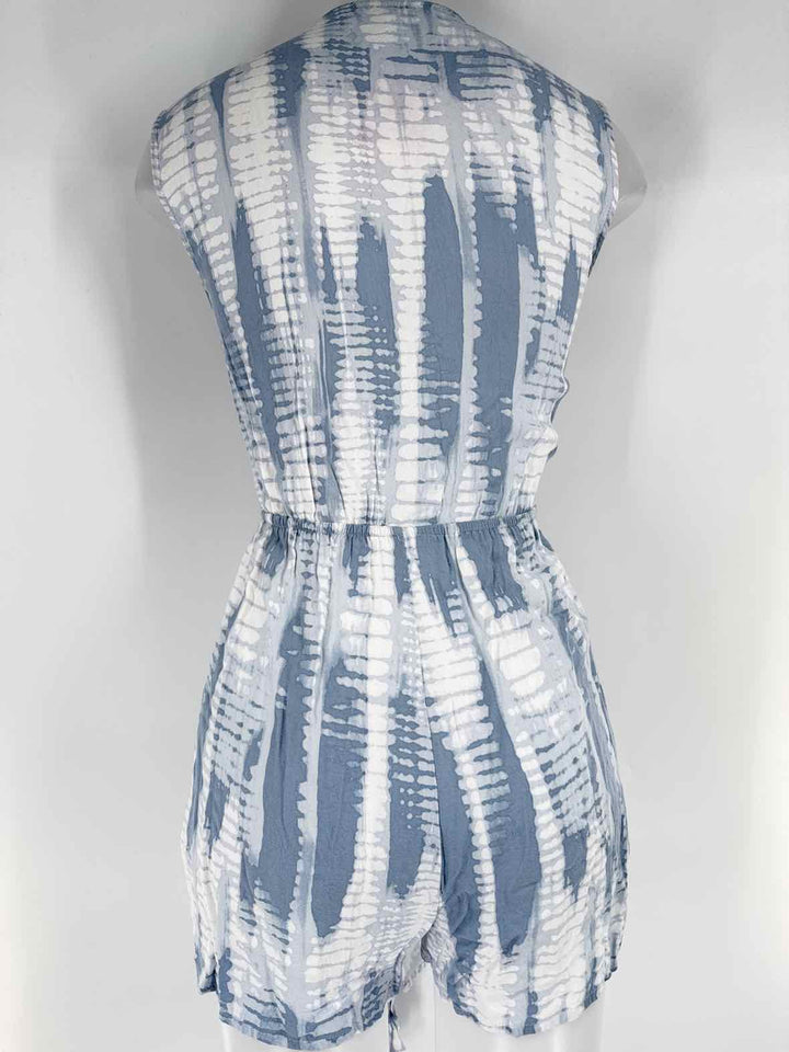Size L OLIVACEOUS Blue Print Romper
