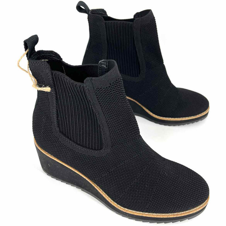 Shoe Size 10 SOFFT Black Knit Boots