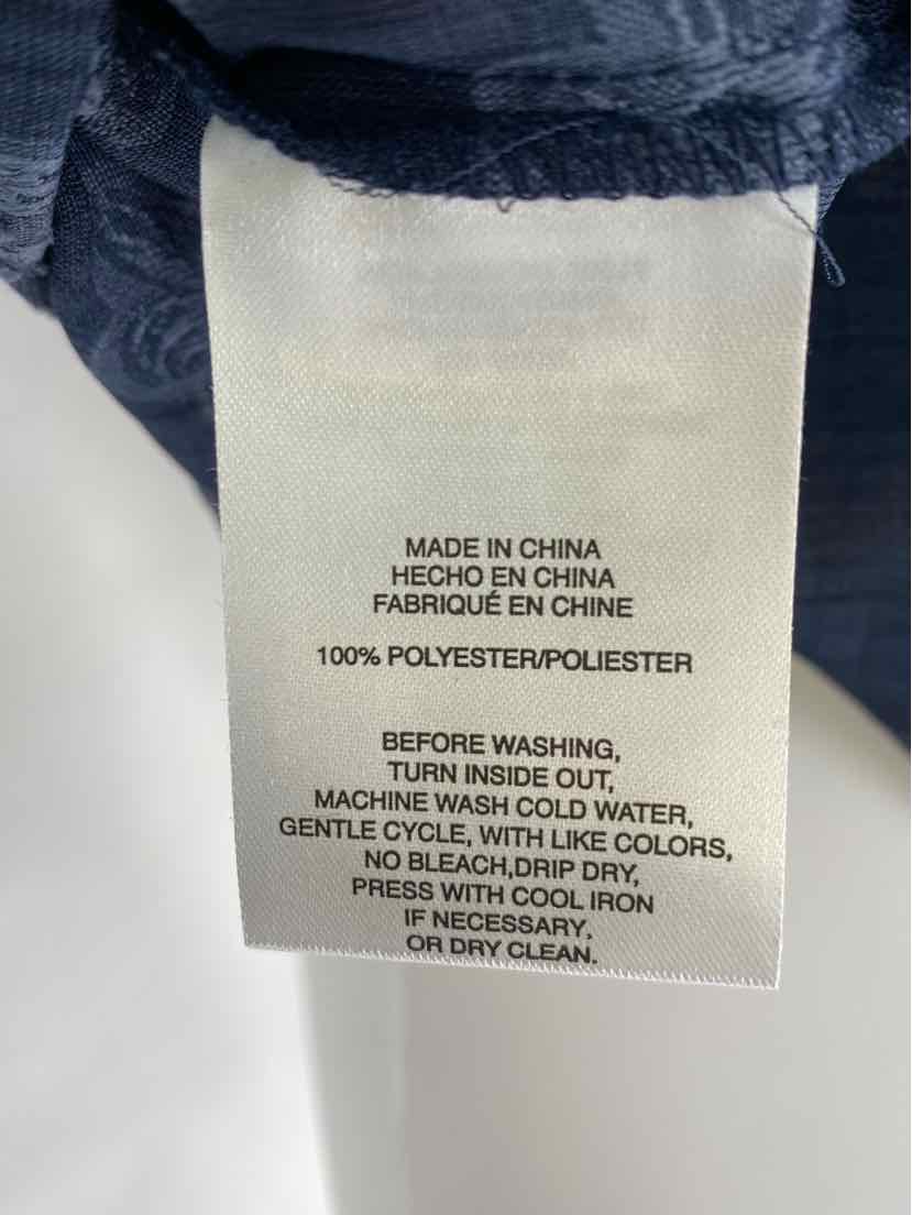 Size L Navy Shirt