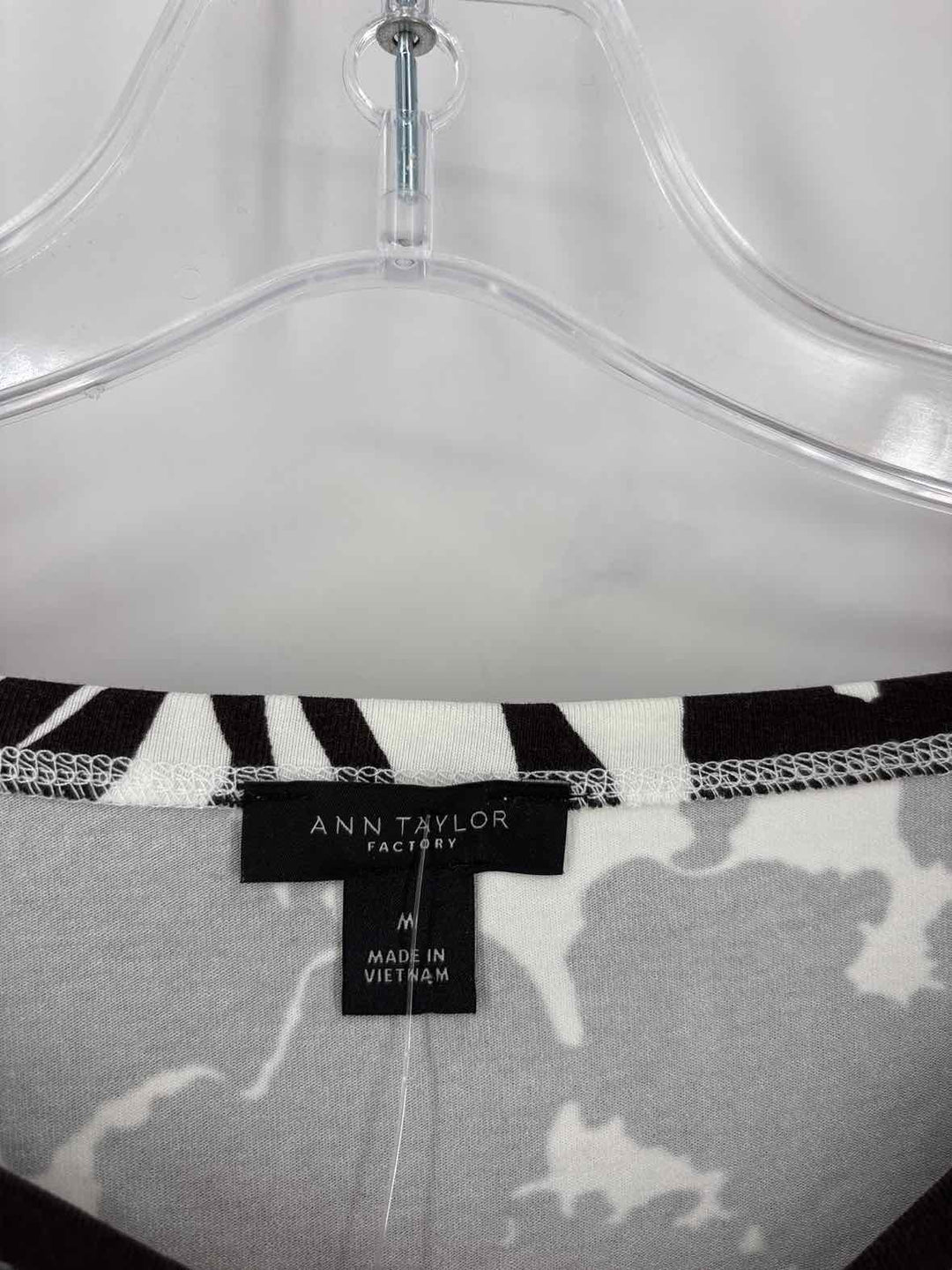 Size M Ann Taylor Cream Shirt