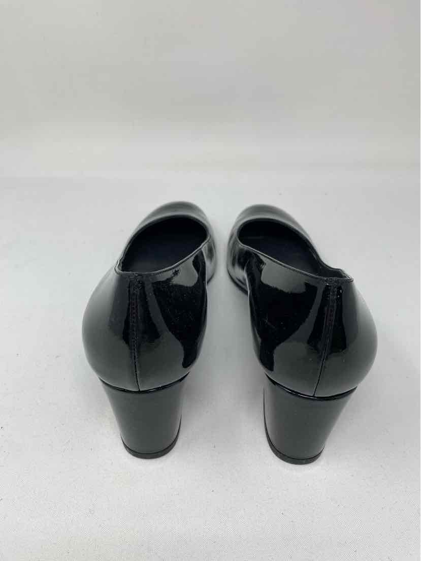 Shoe Size 9 Stuart Weitzman Black PATENT Pumps