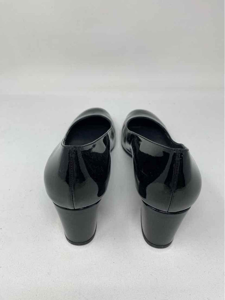 Shoe Size 9 Stuart Weitzman Black PATENT Pumps
