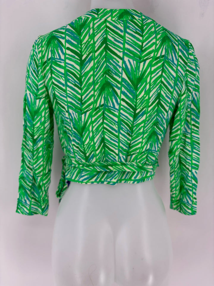 Size M Lilly Pulitzer Green Print Shirt