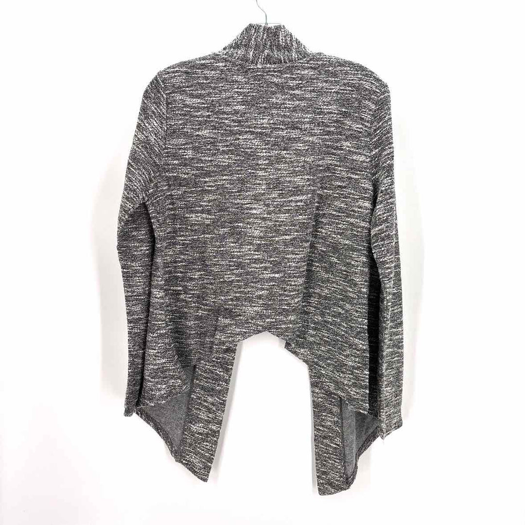 Size L BAR 111 Black/White Sweater