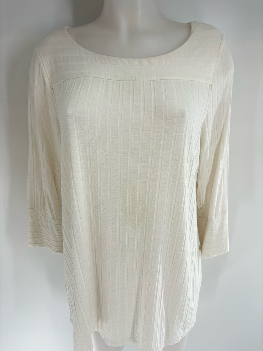 Size L Chico's White Shirt