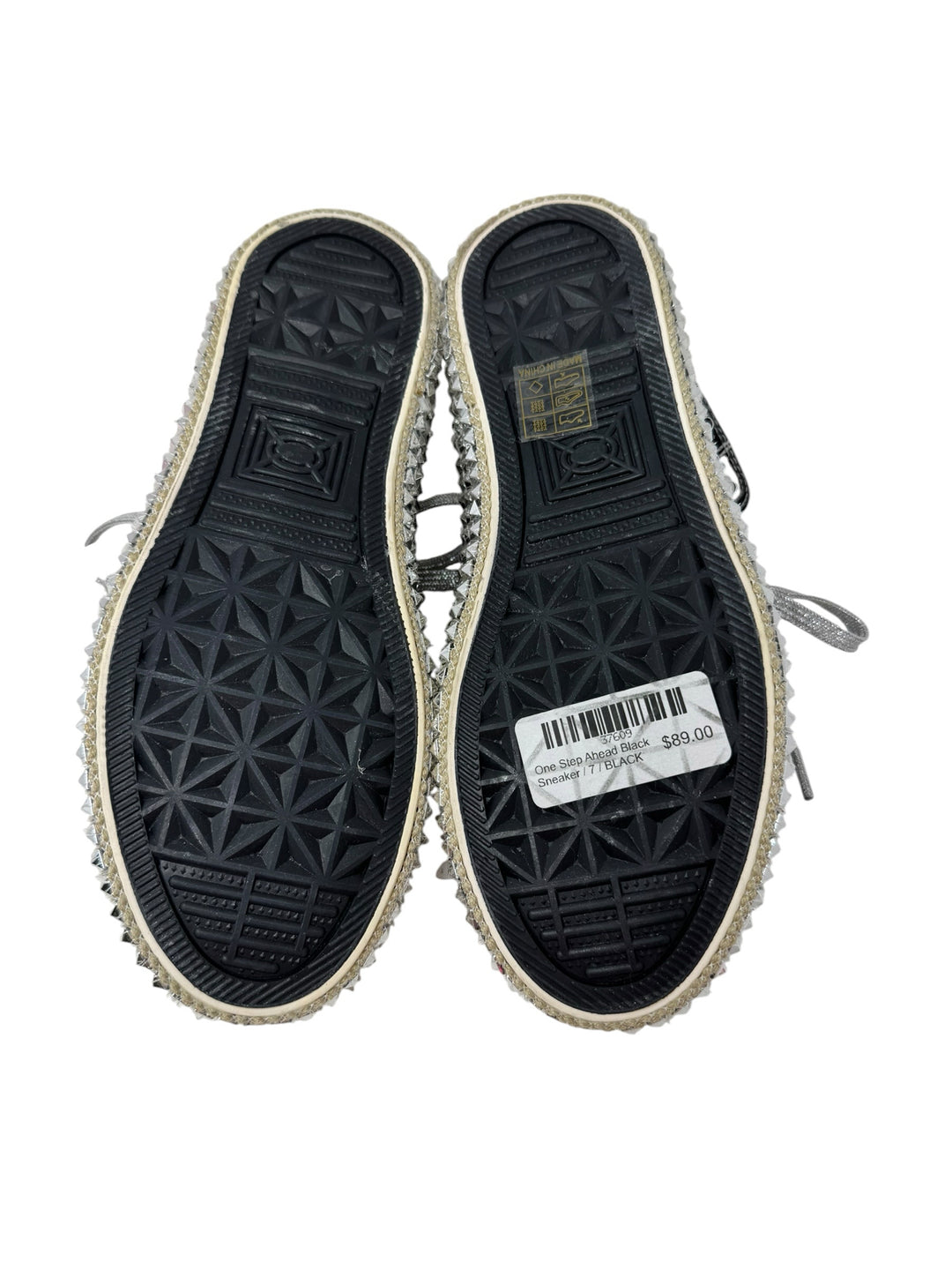 Shoe Size 7 Black Sneakers