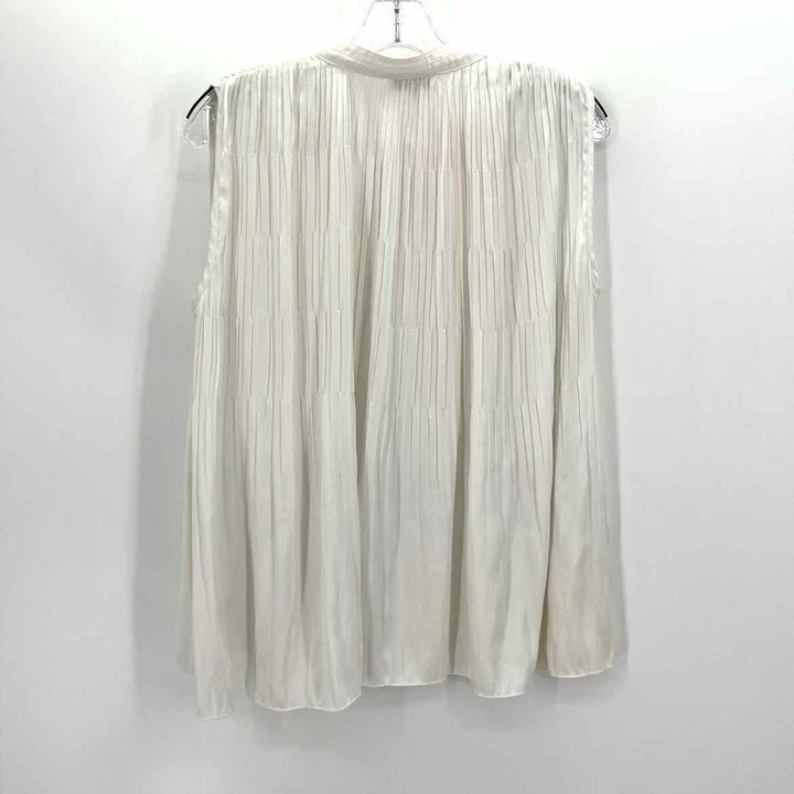 Size M CURRENT AIR White Shirt