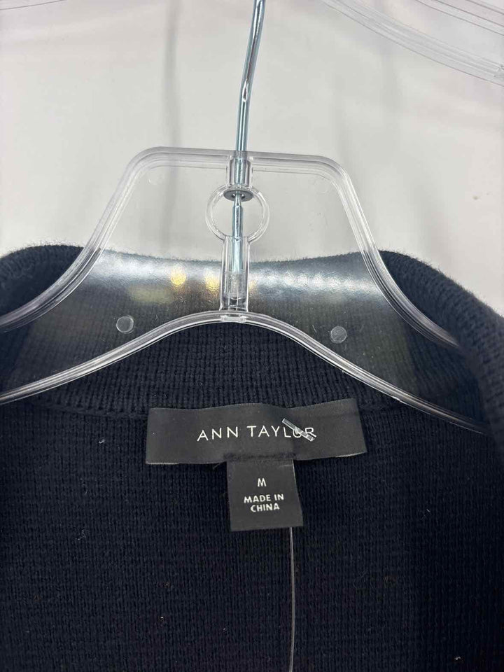 Size M Ann Taylor Black Knit Cardigan