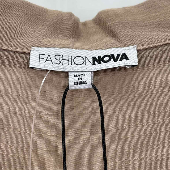 Size 1X FASHION NOVA Tan Shirt