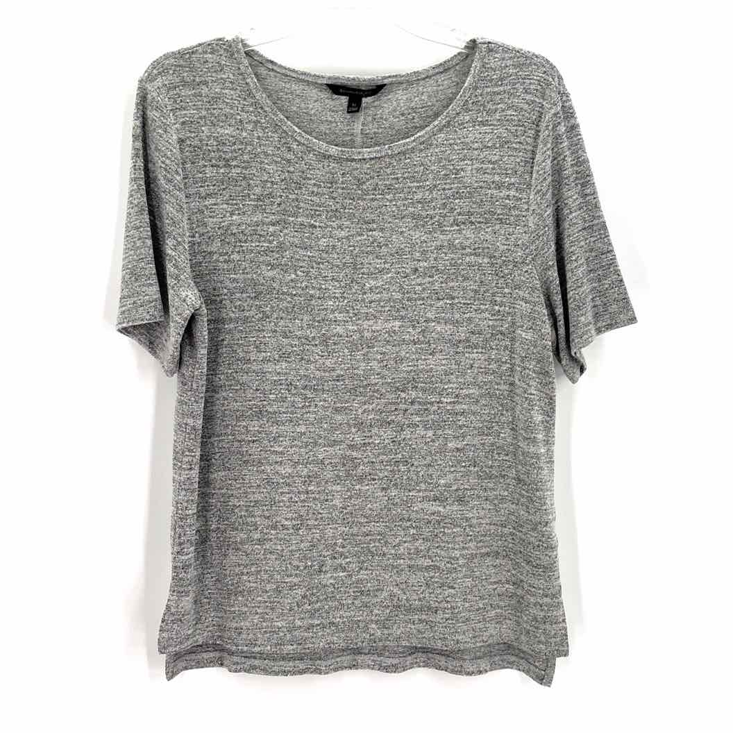 Size M Banana Republic Gray Knit Shirt