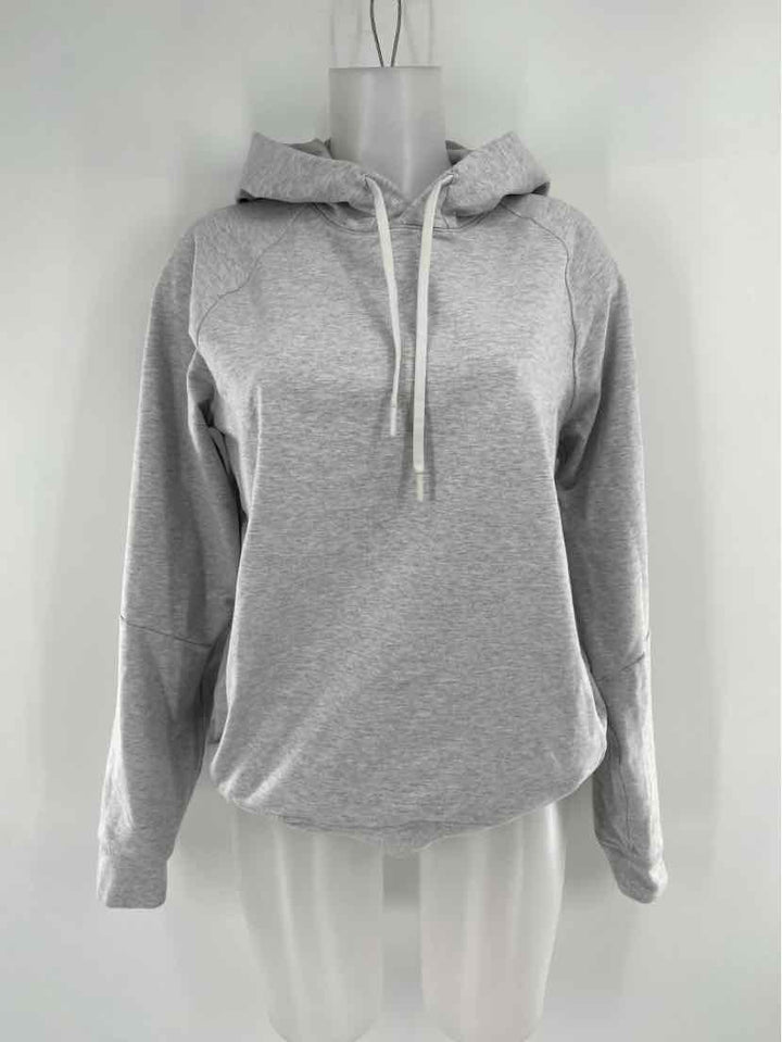 Size M Lululemon Gray Shirt