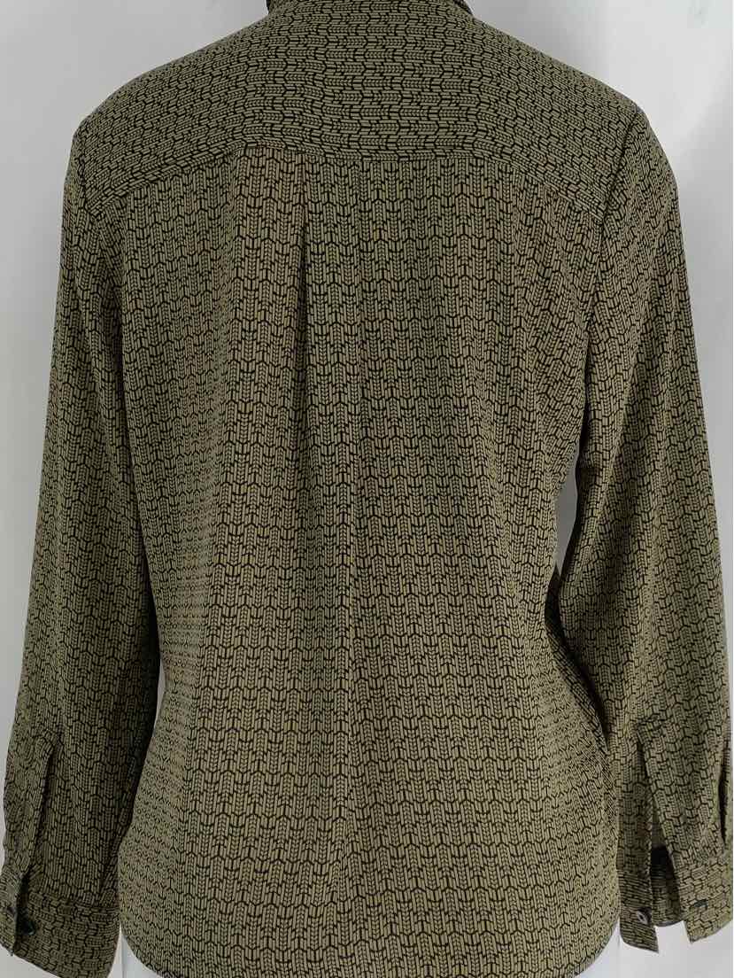 Size M NORDSTROM SIGNATURE Olive Shirt