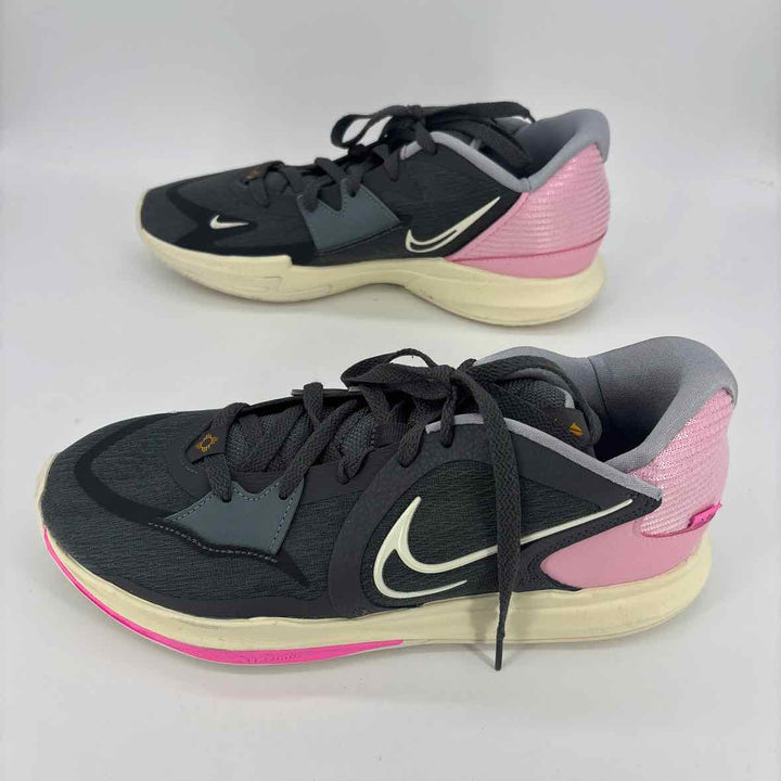 Shoe Size 10 Nike Gray Sneakers