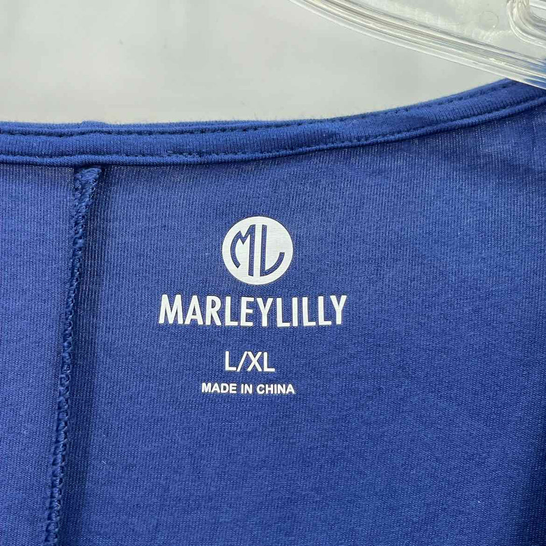 Size L/XL Navy Shirt